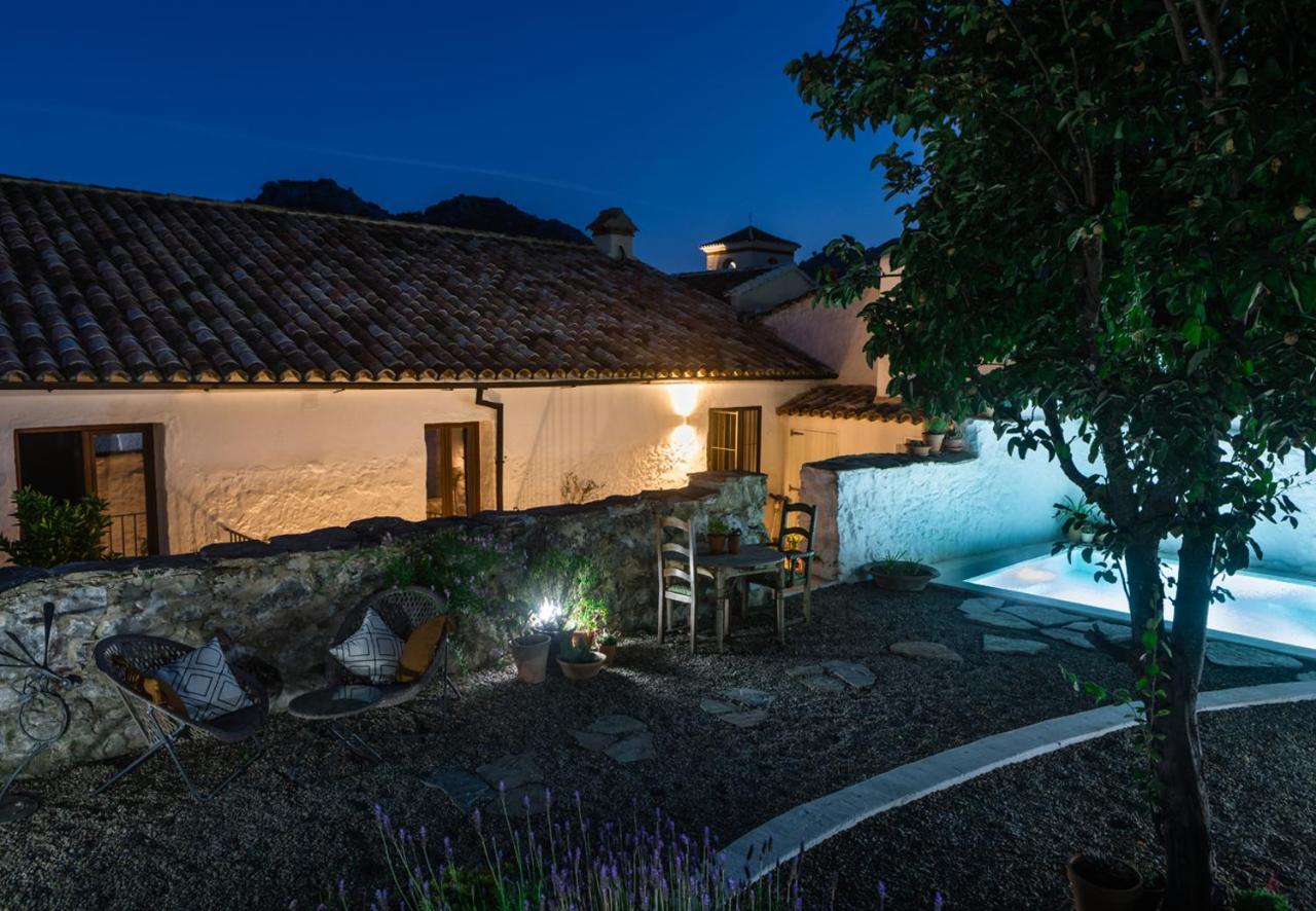 Casa De Los Cuadros Villaluenga Del Rosario Extérieur photo
